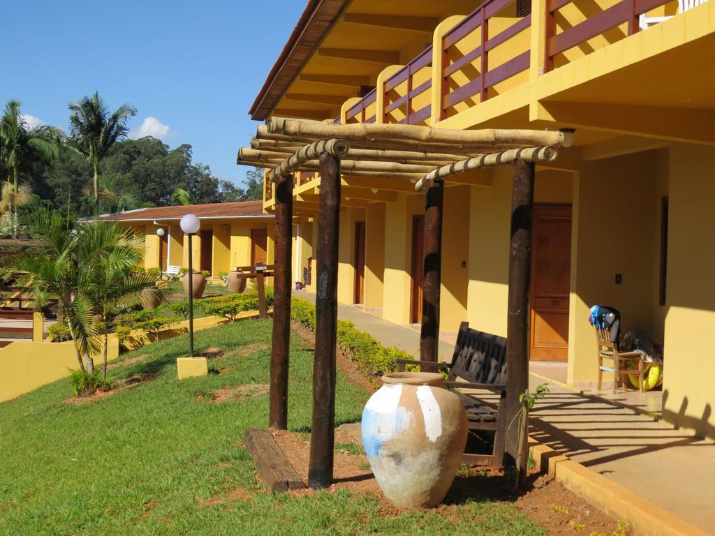 Hotel Fazenda Saint Nicolas Águas de Lindóia Habitación foto